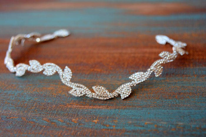 Crystal leaf and willow hair accessory - Image 7