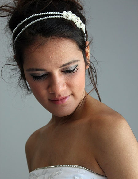 Pearl Rose Bridal Headband - Image 4