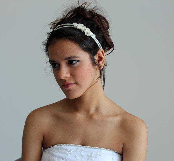 Pearl Rose Bridal Headband - Image 5